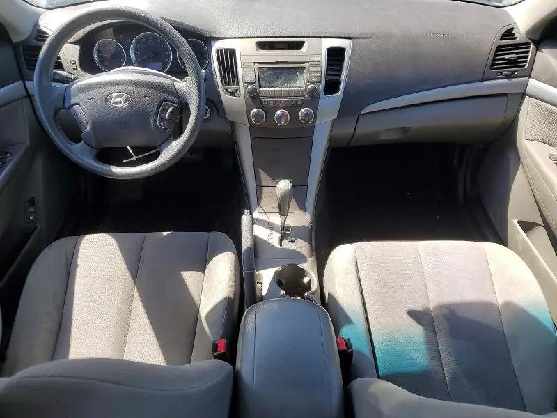 2010 HYUNDAI SONATA GLS  