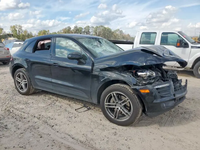 2018 PORSCHE MACAN S  