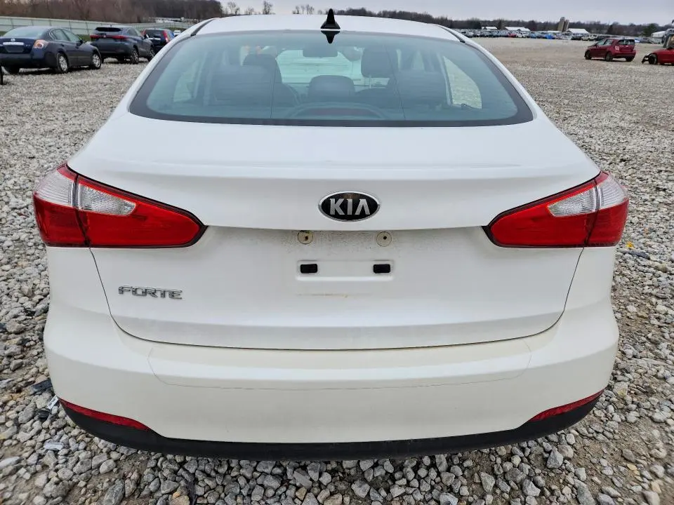 2014 KIA FORTE LX  