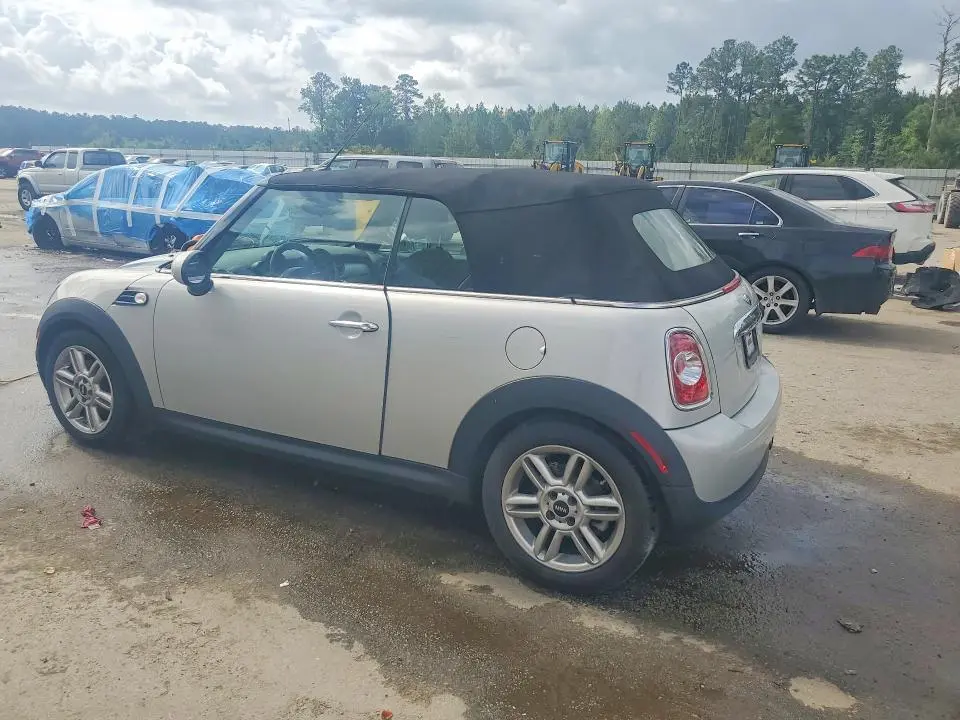 2015 MINI COOPER   