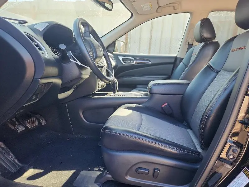 2020 NISSAN PATHFINDER SV  