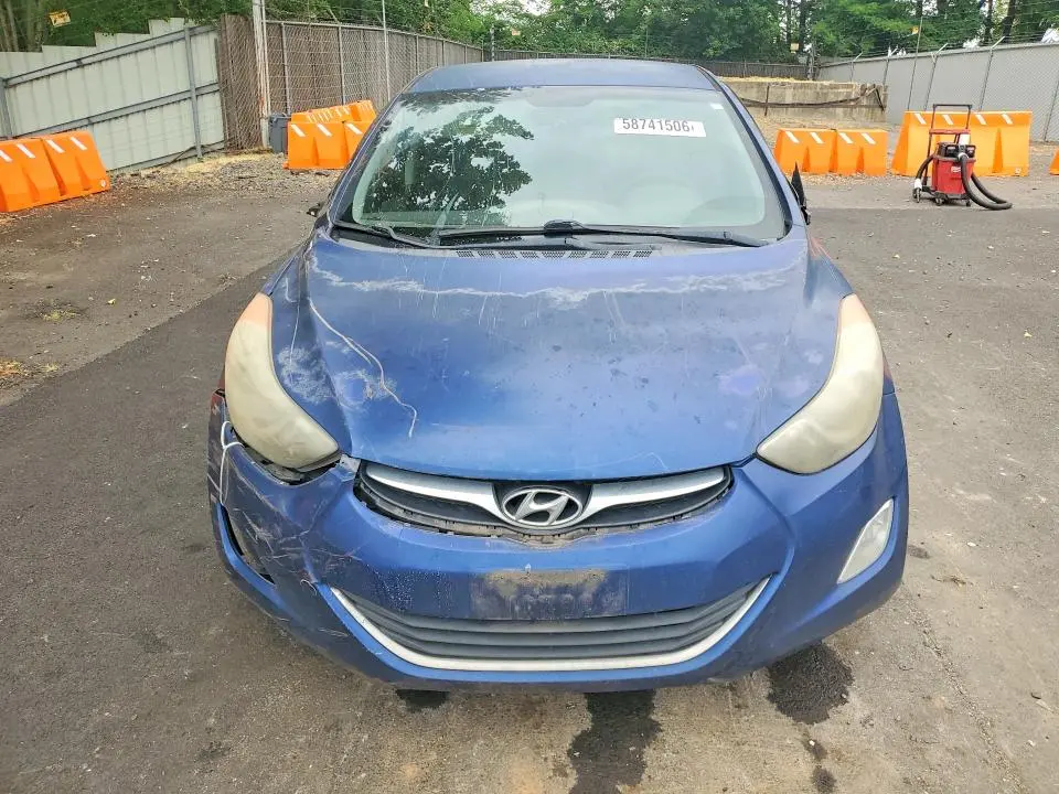 2013 HYUNDAI ELANTRA   