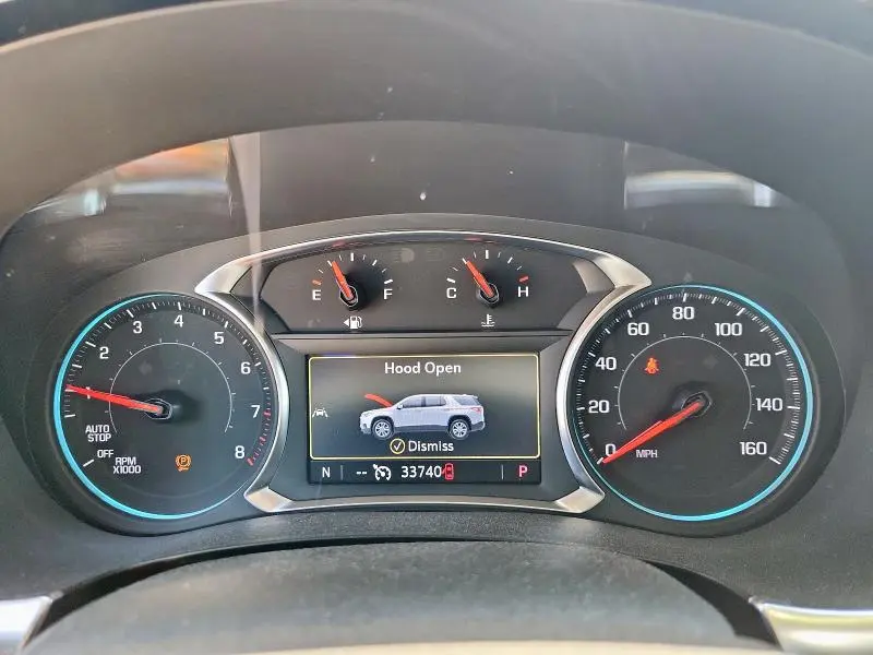 2023 CHEVROLET TRAVERSE LT  