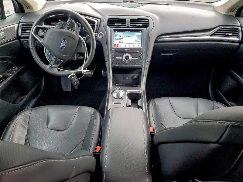 2017 FORD FUSION TITANIUM  