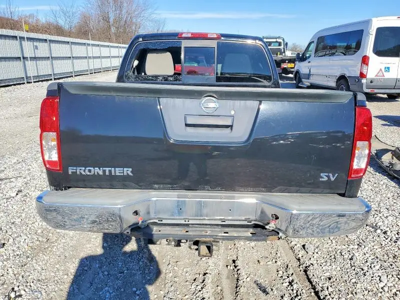 2015 NISSAN FRONTIER S  