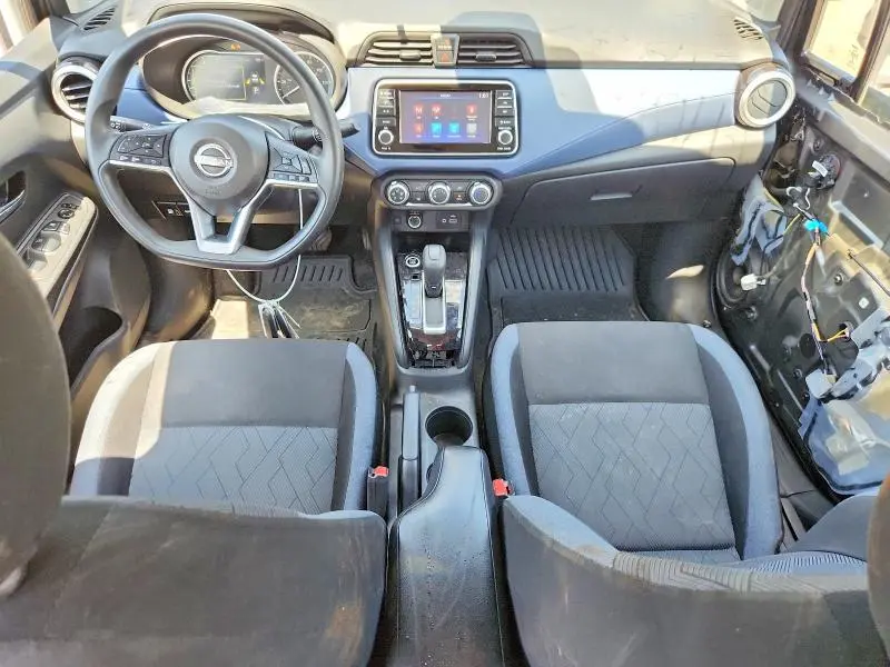 2023 NISSAN VERSA SV  