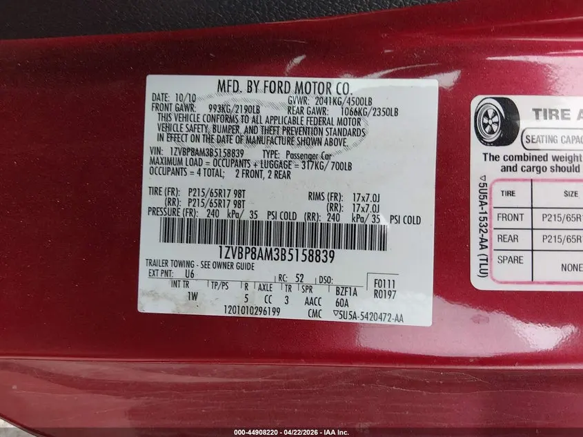 2011 FORD MUSTANG V6