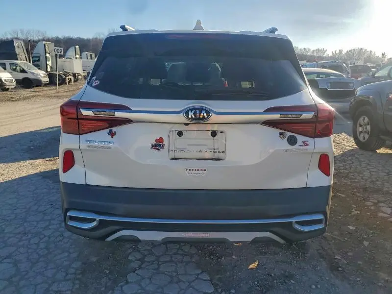 2021 KIA SELTOS S  