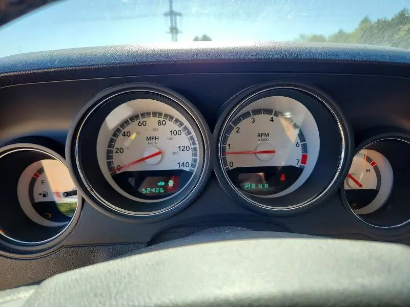 2010 DODGE CHALLENGER SE  