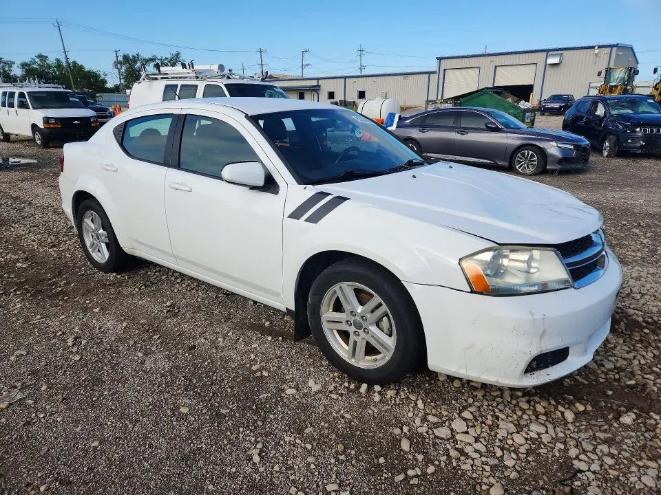 2012 DODGE AVENGER SXT  