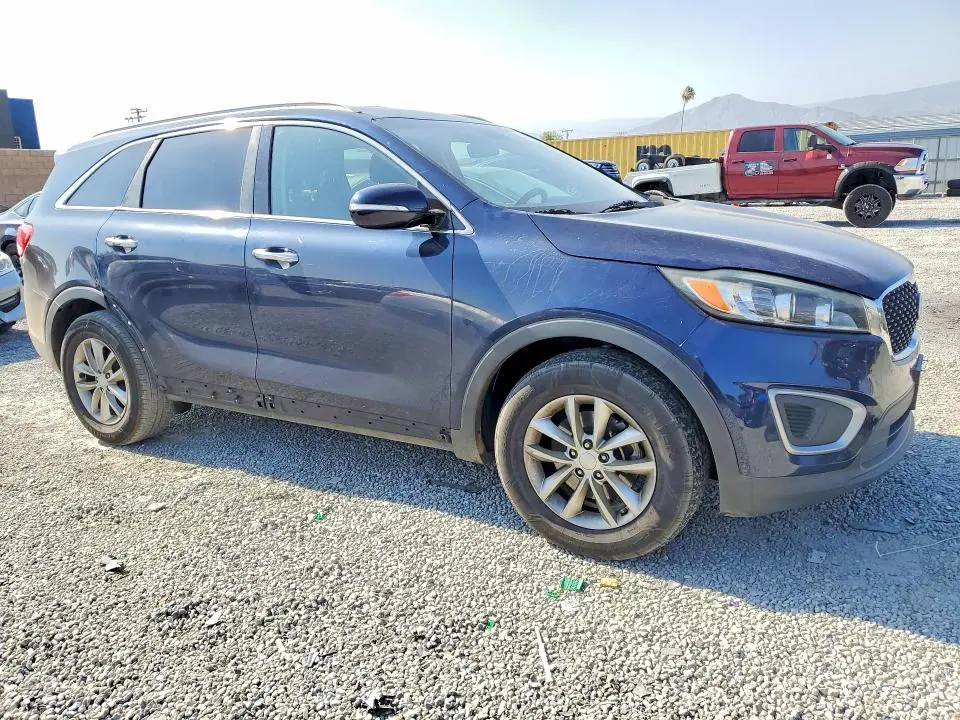 2018 KIA SORENTO LX V6  