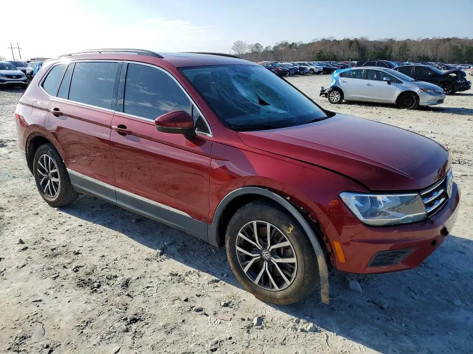 2018 VOLKSWAGEN TIGUAN SE  