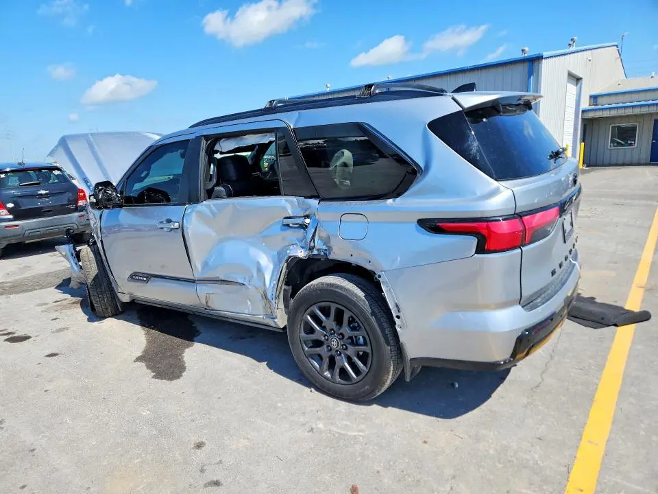 2025 TOYOTA SEQUOIA PLATINUM  