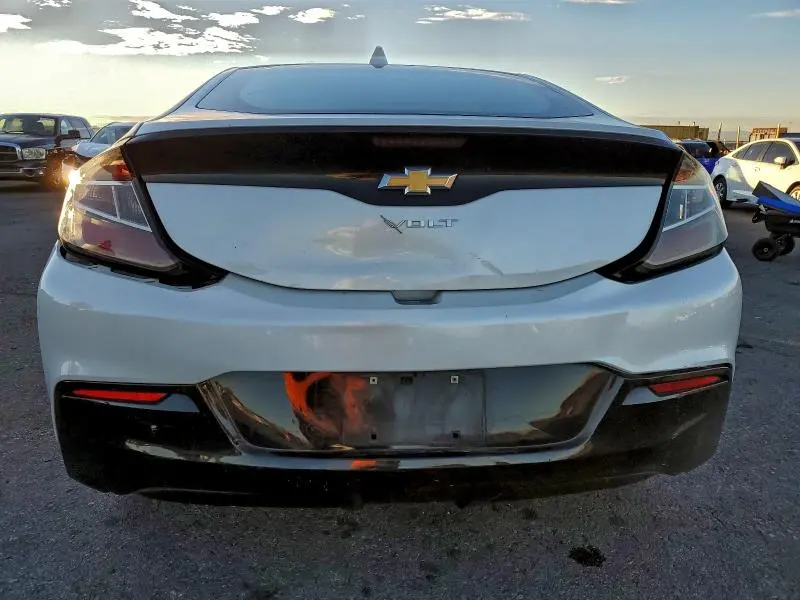2017 CHEVROLET VOLT LT  