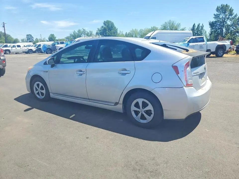 2013 TOYOTA PRIUS THREE  