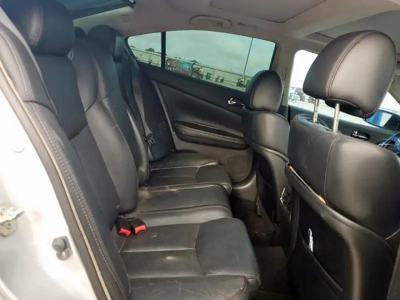 2014 NISSAN MAXIMA S  
