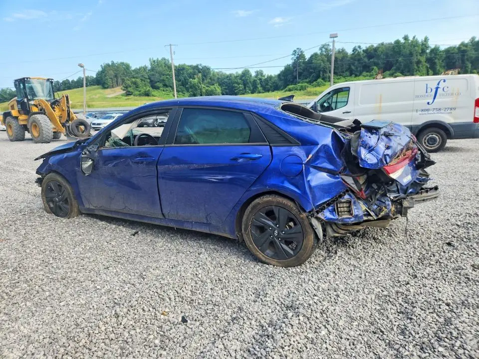 2022 HYUNDAI ELANTRA SEL  