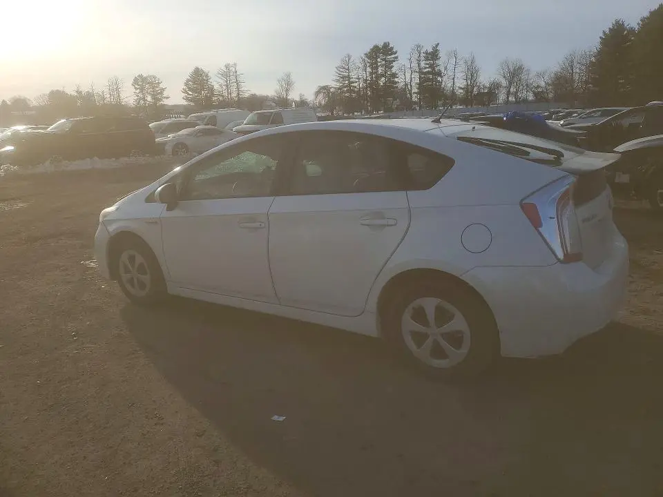 2014 TOYOTA PRIUS   