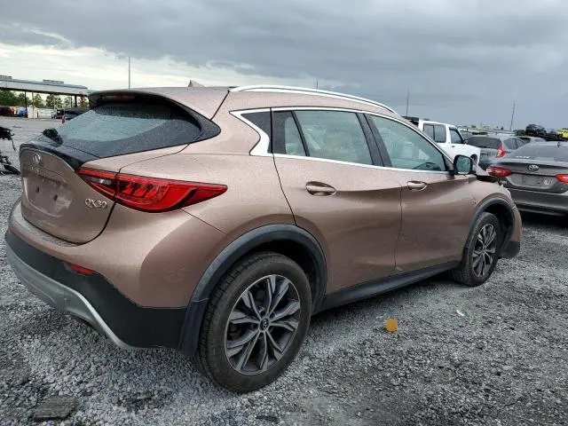 2018 INFINITI QX30 BASE  