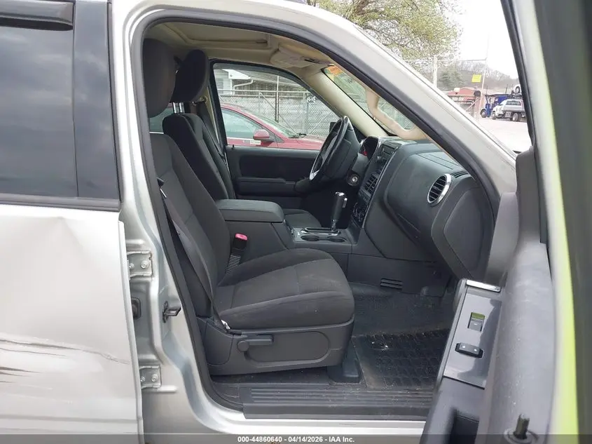 2010 FORD EXPLORER SPORT TRAC XLT