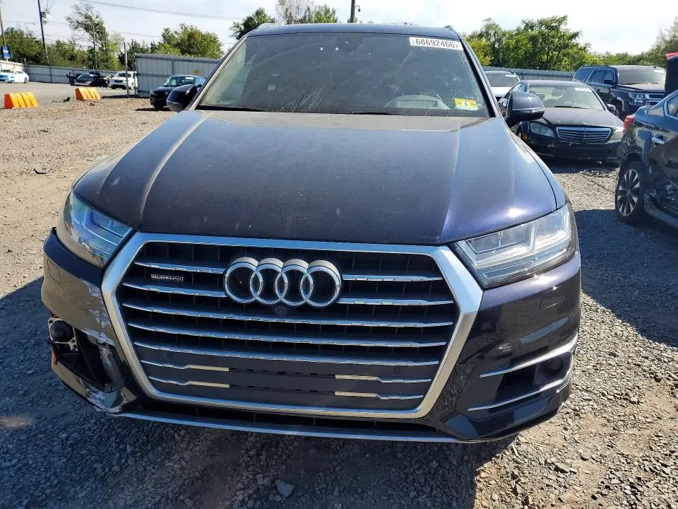 2017 AUDI Q7 PRESTIGE  