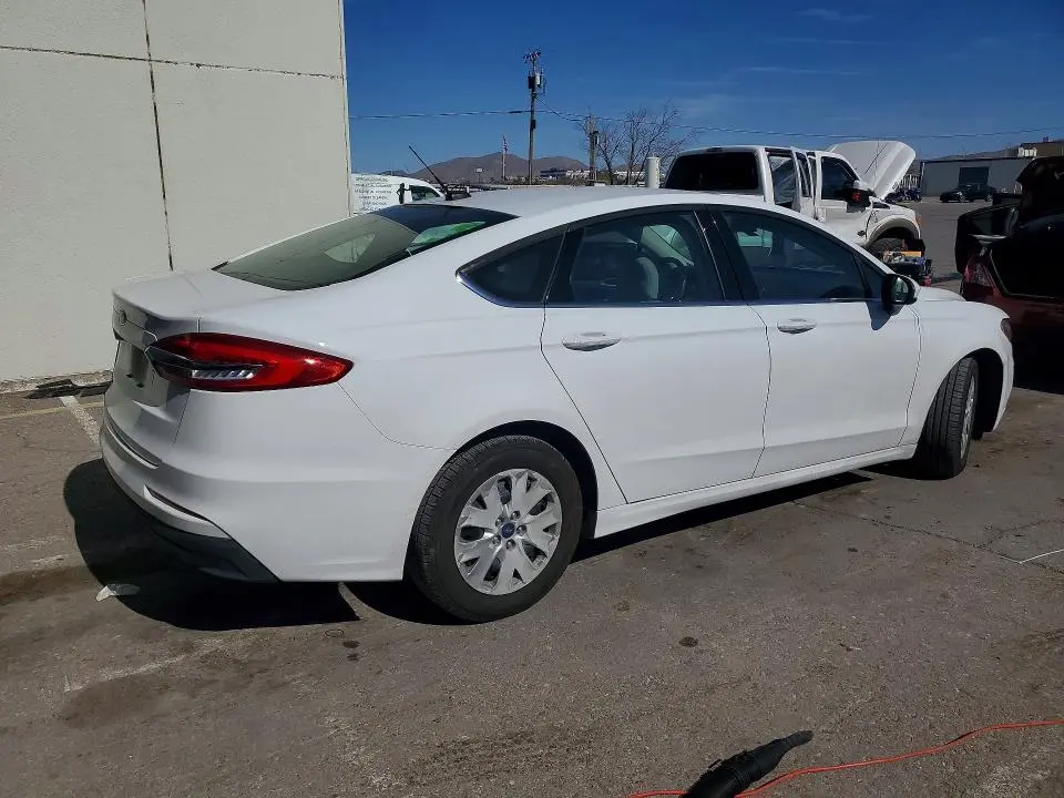 2019 FORD FUSION S  