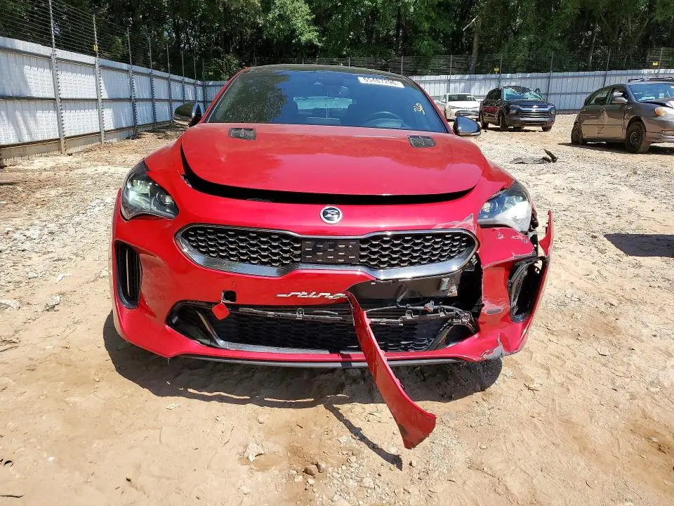 2021 KIA STINGER GT2  