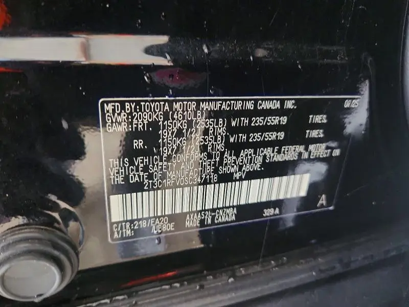 2025 TOYOTA RAV4 XLE PREMIUM  
