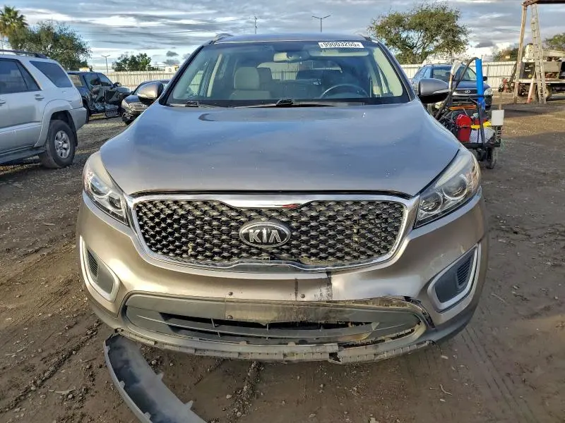 2018 KIA SORENTO LX  