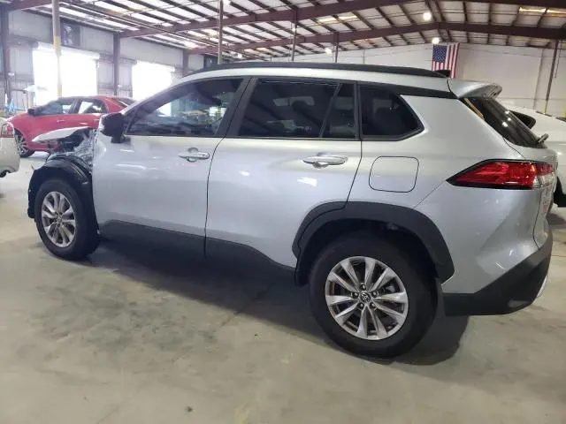 2025 TOYOTA COROLLA CROSS LE  