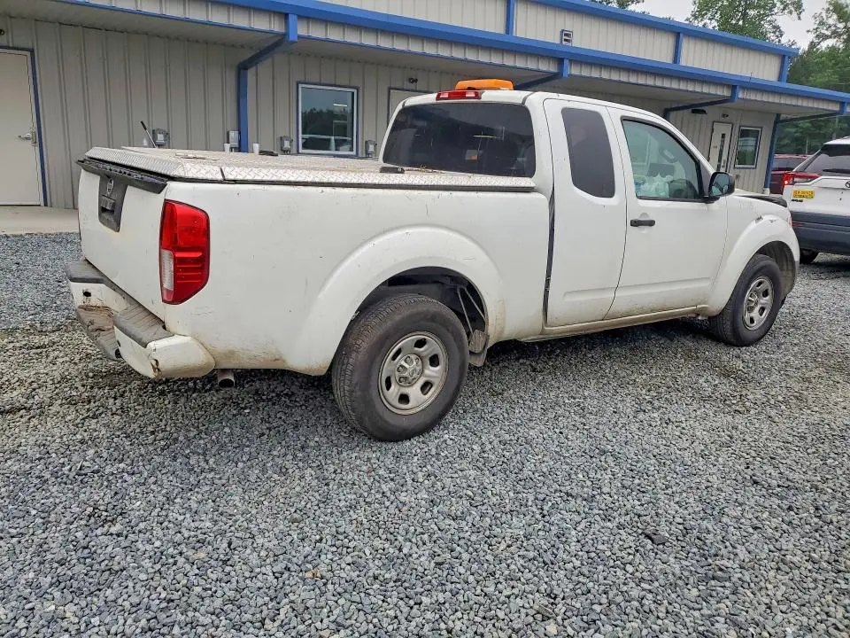 2017 NISSAN FRONTIER S  