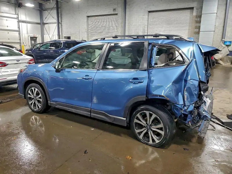 2022 SUBARU FORESTER LIMITED  