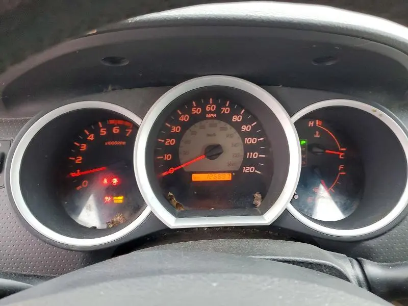 2011 TOYOTA TACOMA BASE  