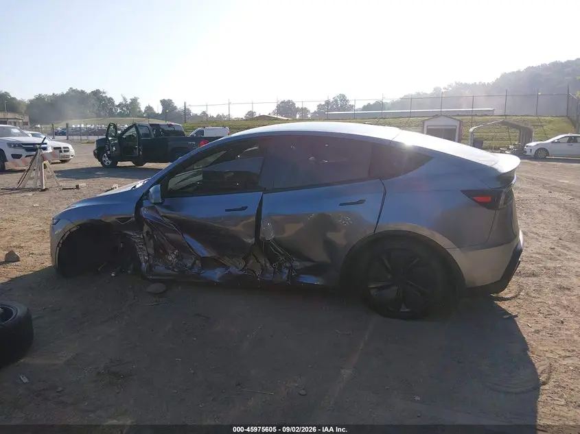 2026 TESLA MODEL Y PREMIUM REAR-WHEEL DRIVE/REAR-WHEEL DRIVE