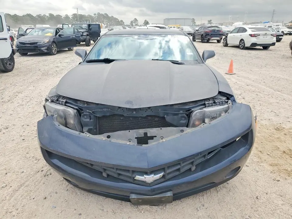 2013 CHEVROLET CAMARO LS  
