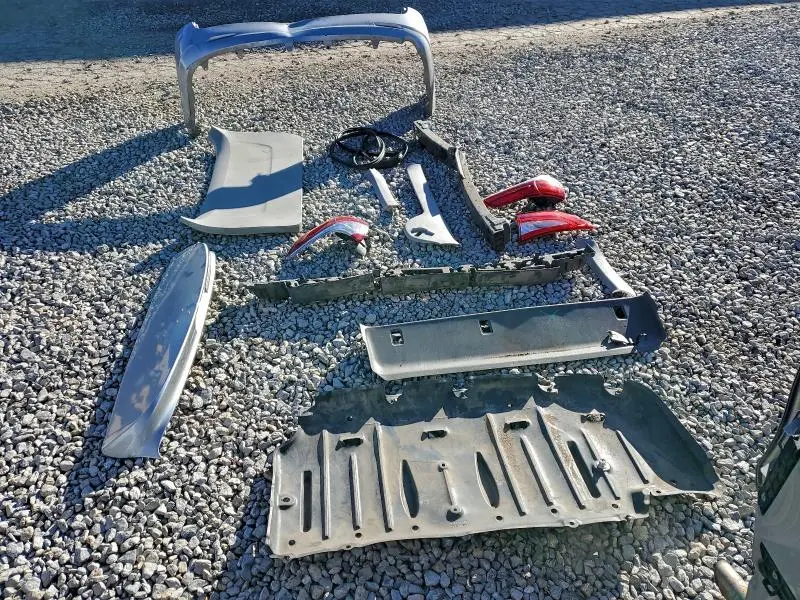 2017 TOYOTA SIENNA LE  