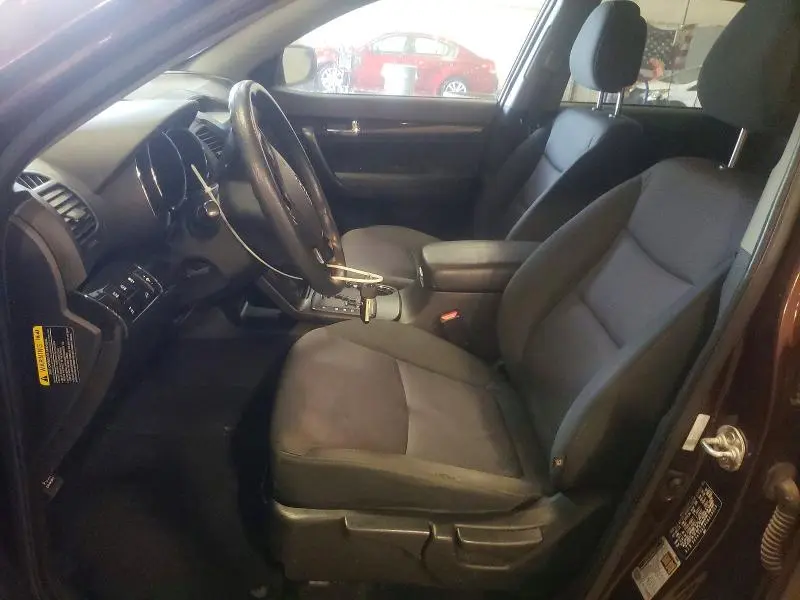 2012 KIA SORENTO LX  