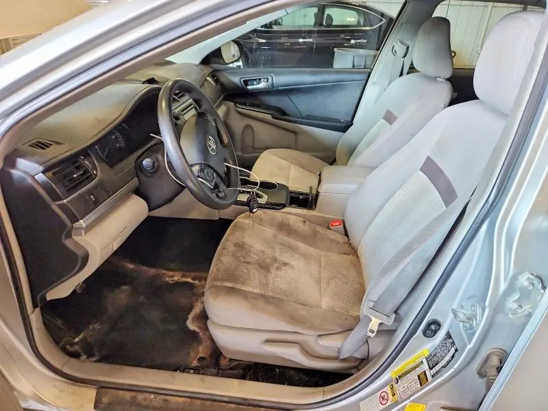 2012 TOYOTA CAMRY LE  