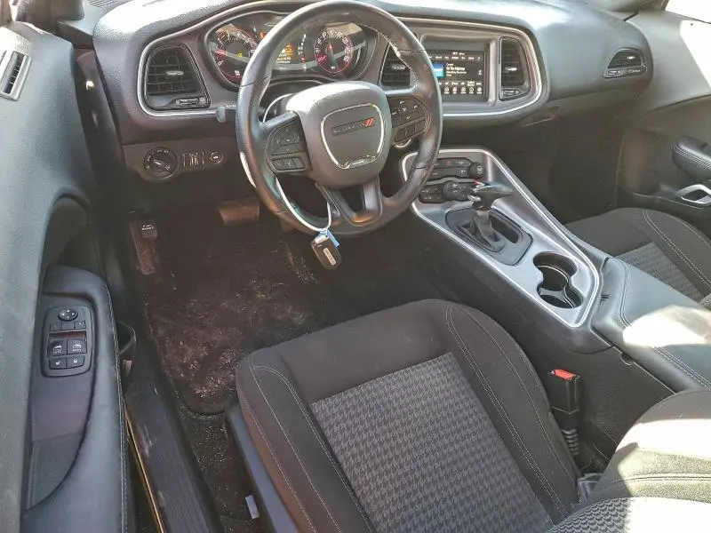 2021 DODGE CHALLENGER SXT  