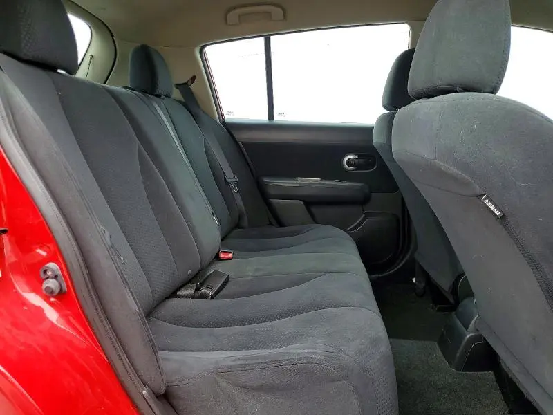 2012 NISSAN VERSA 1.8 S  