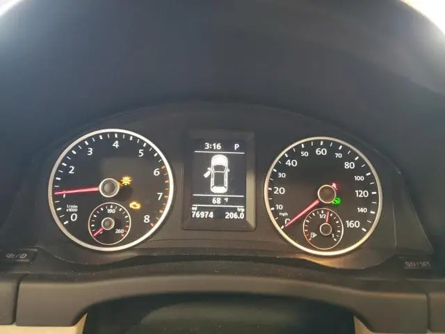 2013 VOLKSWAGEN TIGUAN S  