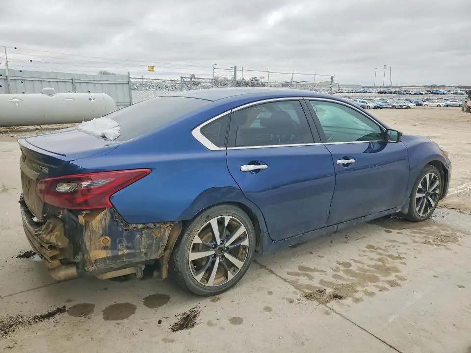 2017 NISSAN ALTIMA 2.5 SR  