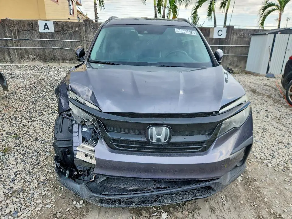 2021 HONDA PILOT SE  