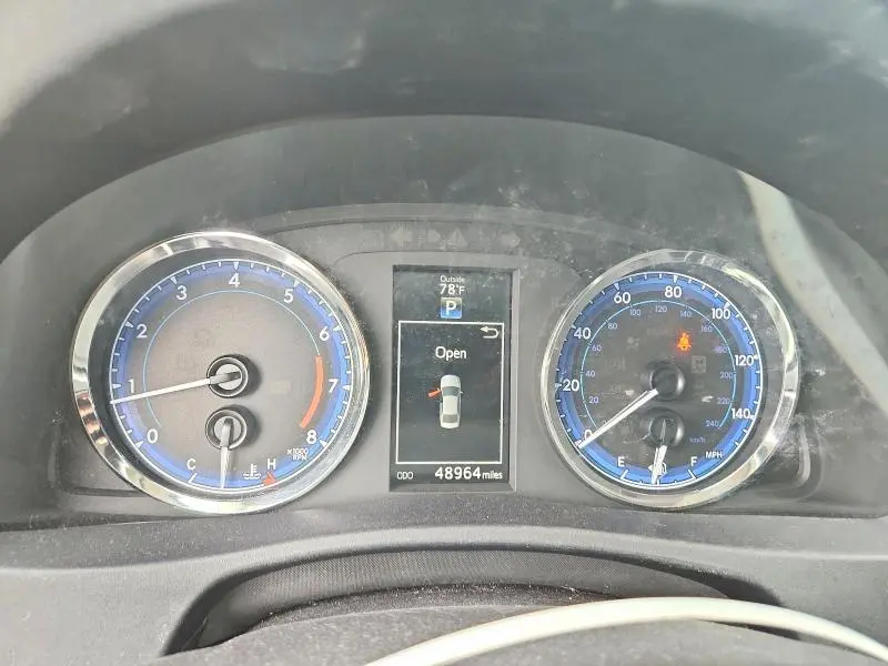 2019 TOYOTA COROLLA SE  