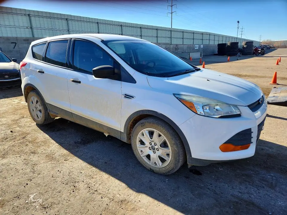 2016 FORD ESCAPE S  