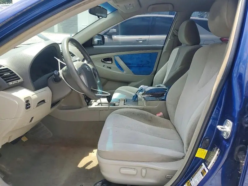 2011 TOYOTA CAMRY LE  