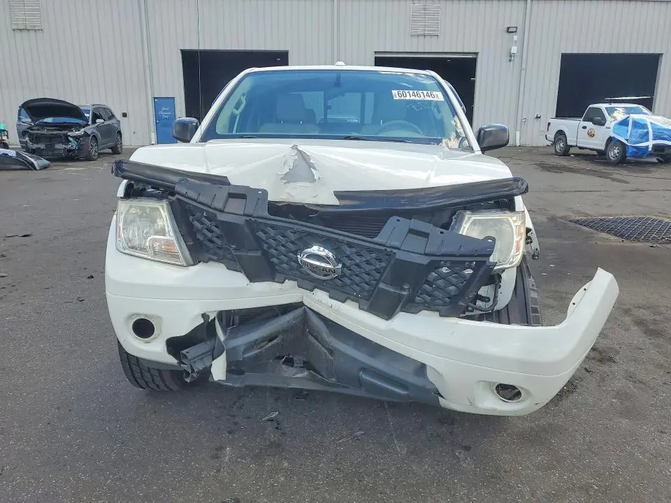 2017 NISSAN FRONTIER SV V6  