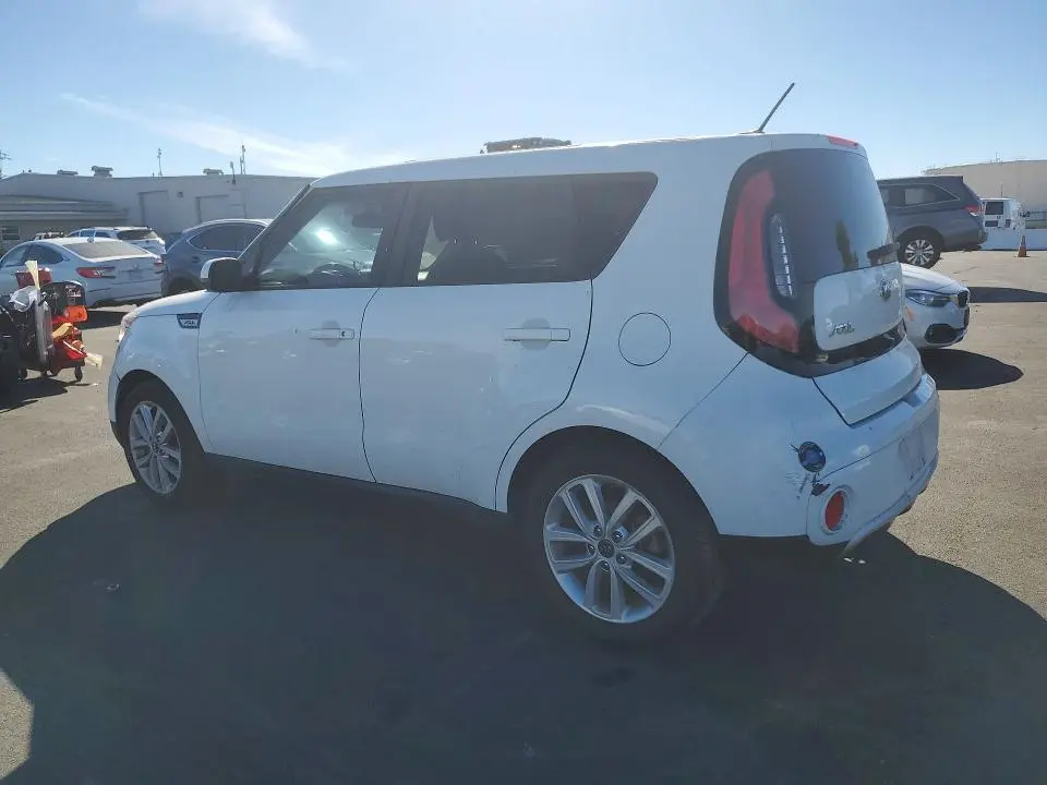 2018 KIA SOUL +  