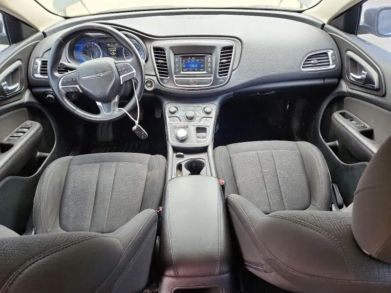2016 CHRYSLER 200 LX  