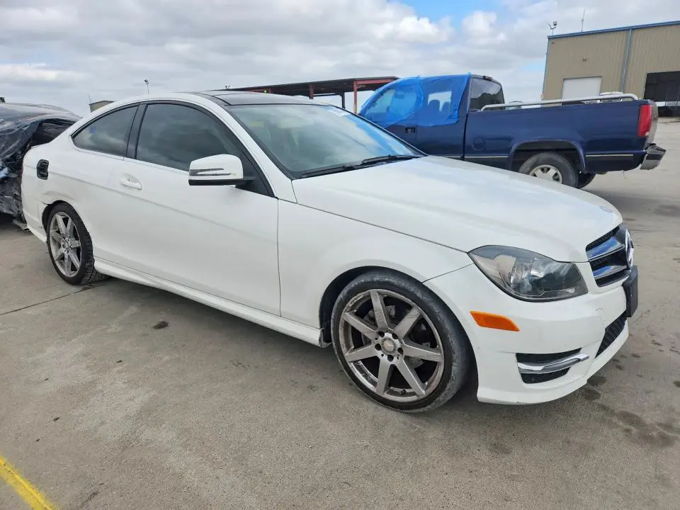 2015 MERCEDES-BENZ C 250  